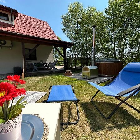 Szarejkowe Wzgorza Hotel Szarejki Buitenkant foto